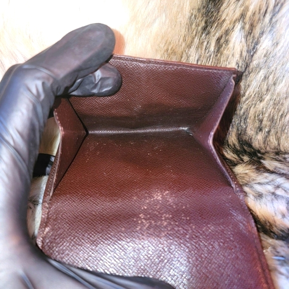 Authentic Vintage Louis Vuitton Damier Ebene Elise Compact Snap Wallet - Picture 4 of 13